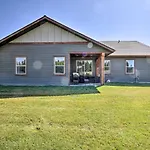 Newly Built Kalispell Home - 28 Mi To Glacier Np!
