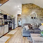 The Montclair Drive Delight