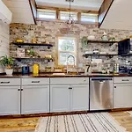 The Montclair Drive Delight
