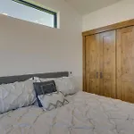 Tiny Home Cabin With Mtn View Near Flathead Lake!