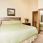 Glacier Ridge Suites