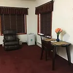 Greenwood Village Inn & Suites