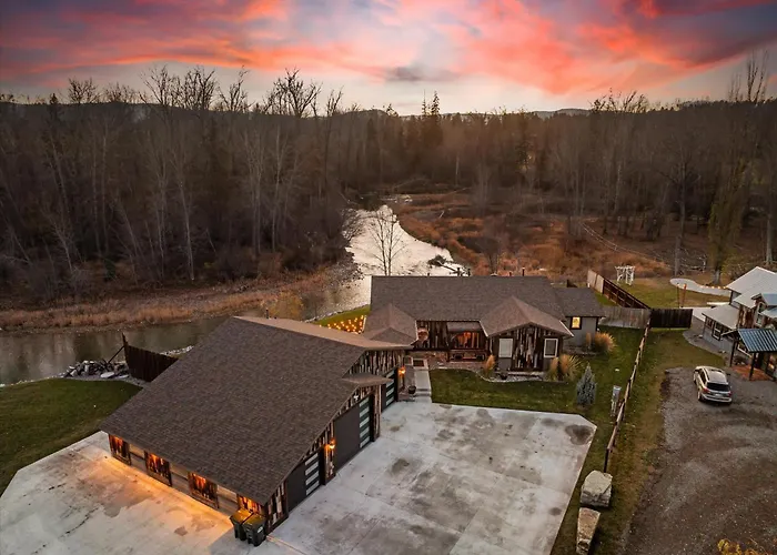 River\'S Edge Riverfront With Hot Tub Sauna & Game Room