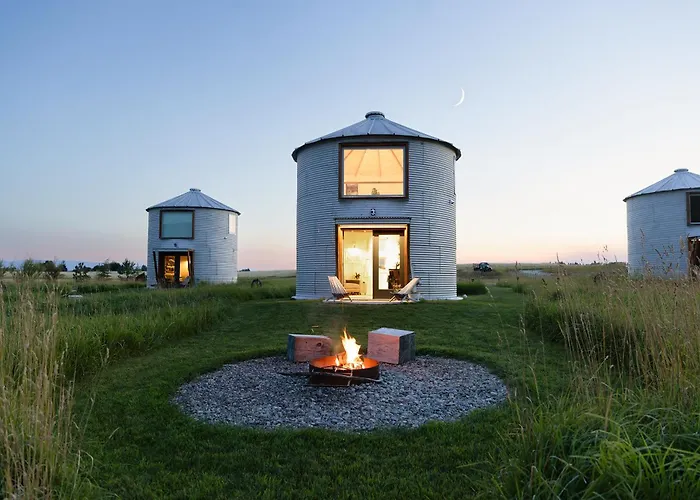 Clark Farm Silos - 5 Silo Mountain View Retreat