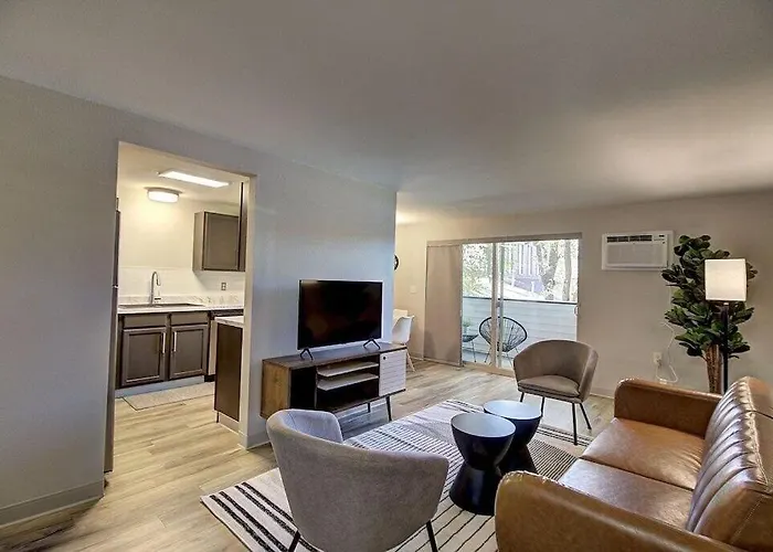 Modern Lofts At Aria 9