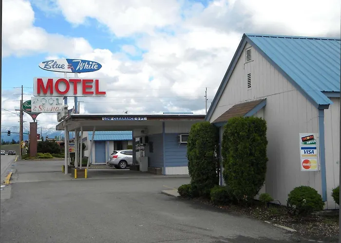 Blue And White Motel