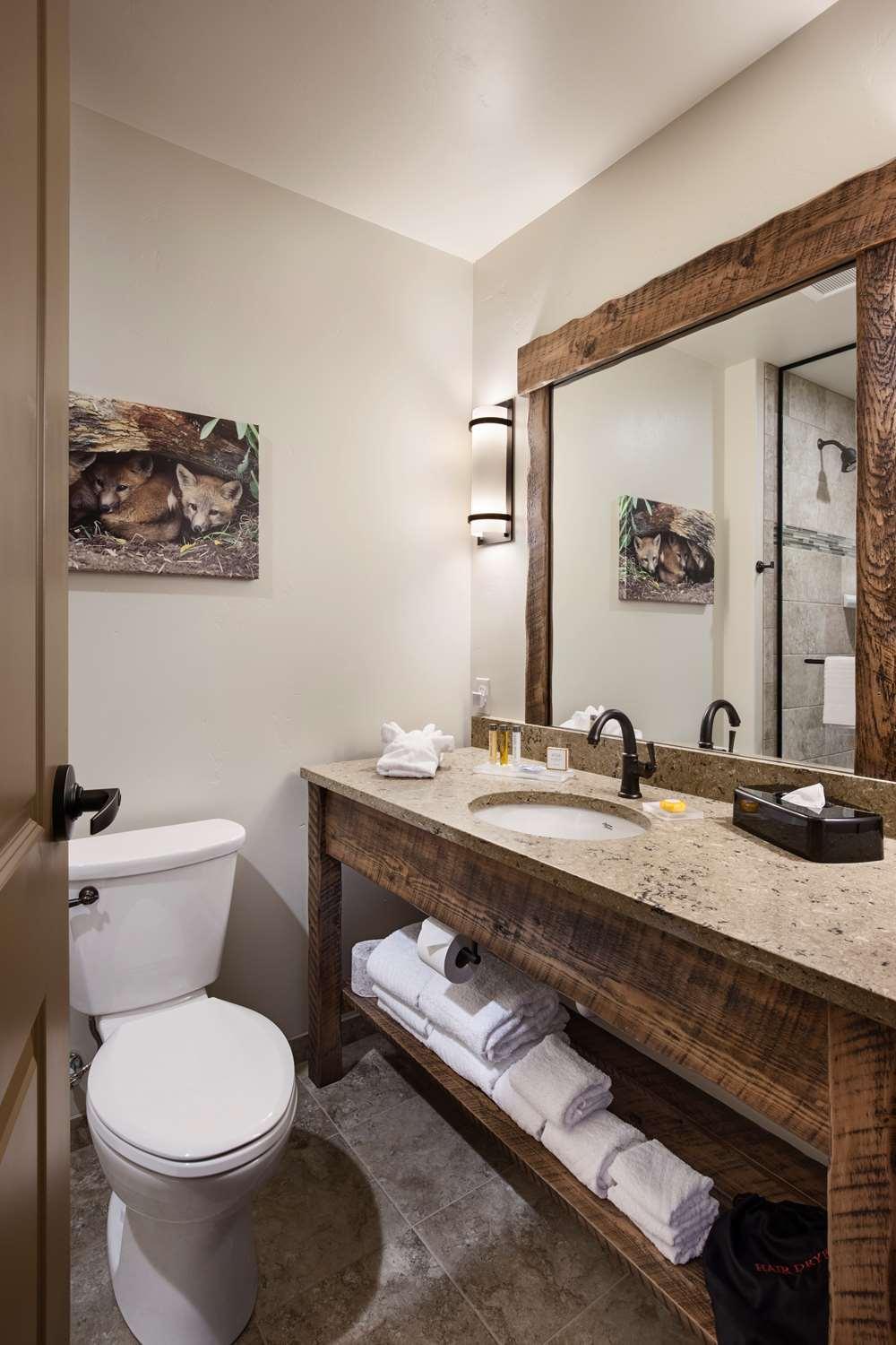 Glacier International Hotel Kalispell