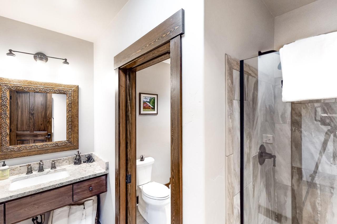 High Road Estate Holiday home Kalispell