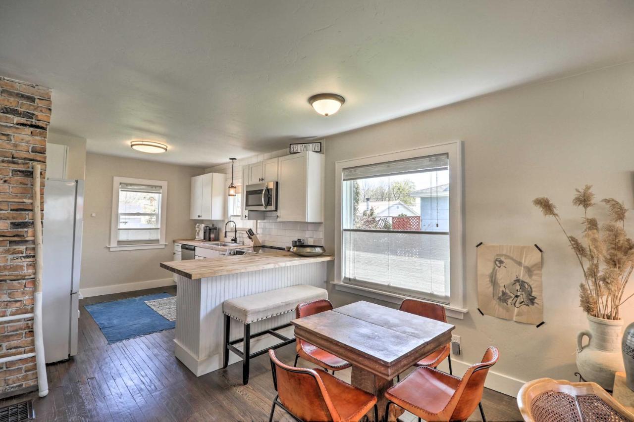 Luxe Glacier Getaway Walk To Downtown Kalispell! * Kalispell
