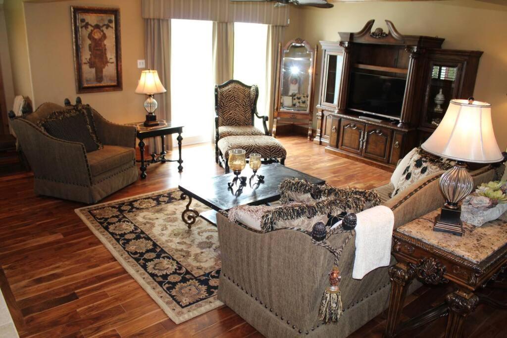 The Elegant Montana * Kalispell