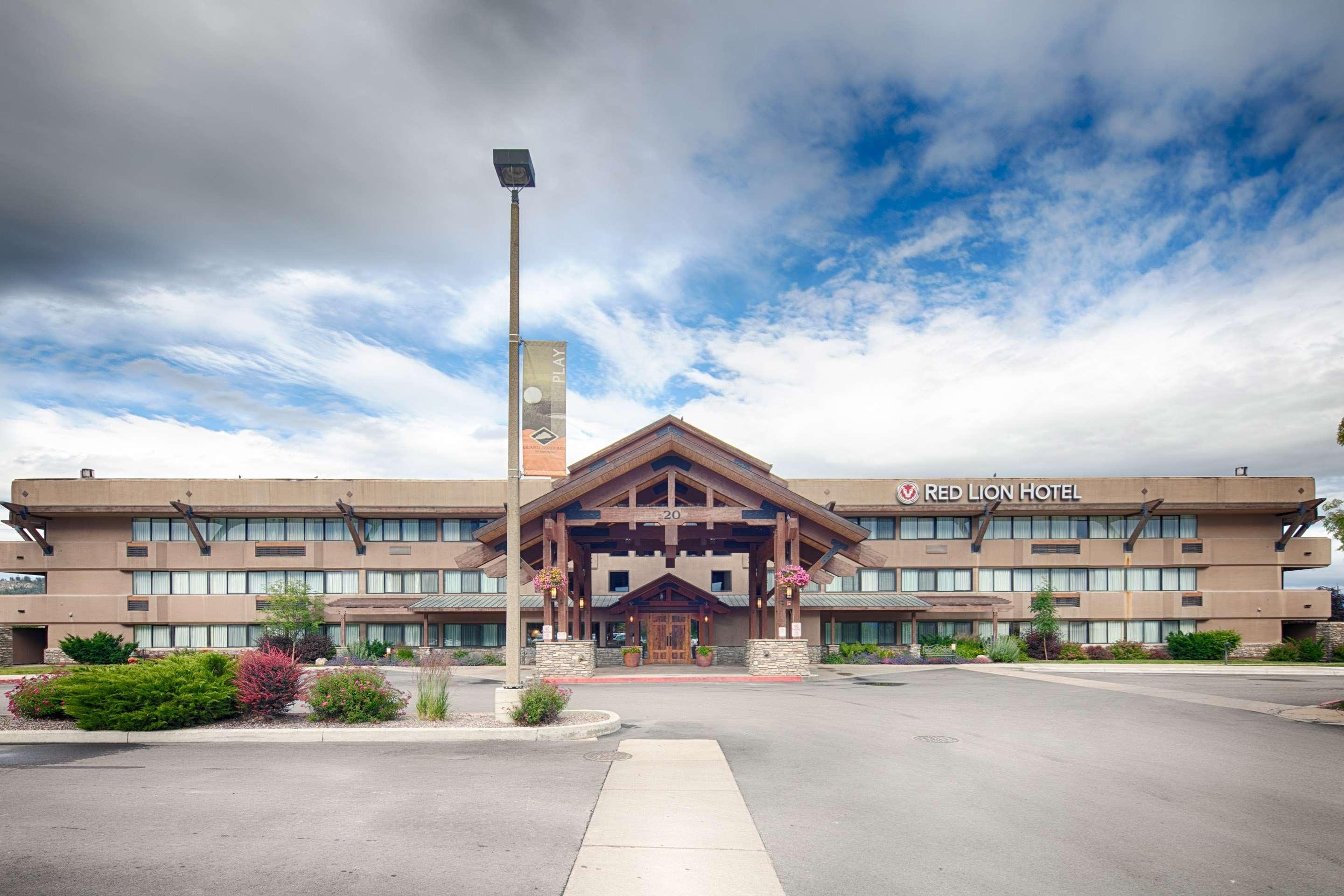 Red Lion Hotel