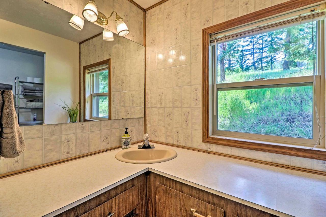 Cozy Montana View Getaway - Fish And Hike! Holiday home *