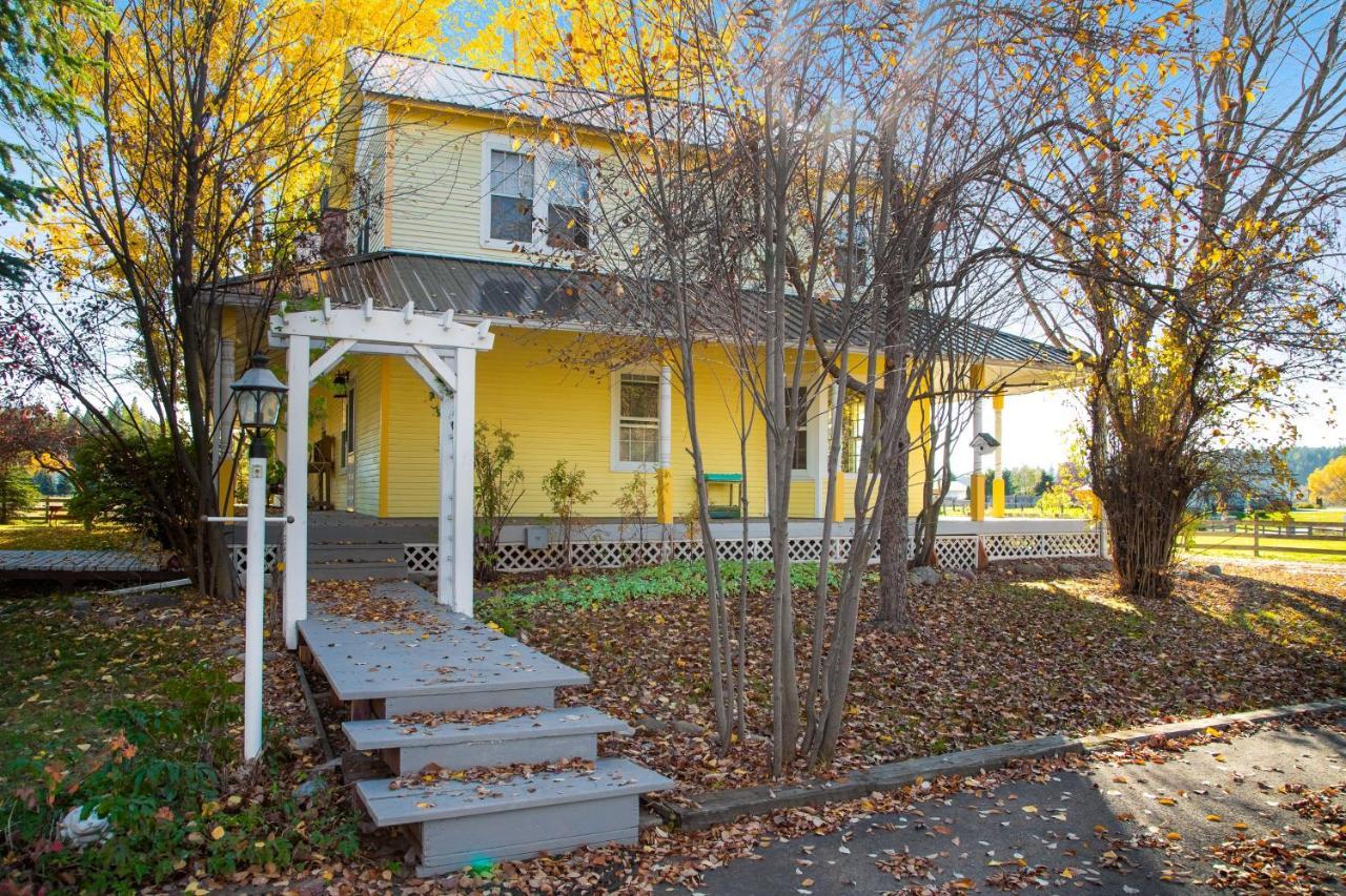Farm stay Glacier-on-ice Kalispell