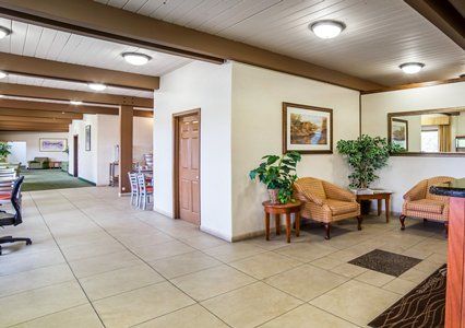 Quality Big Sky Hotel 2*