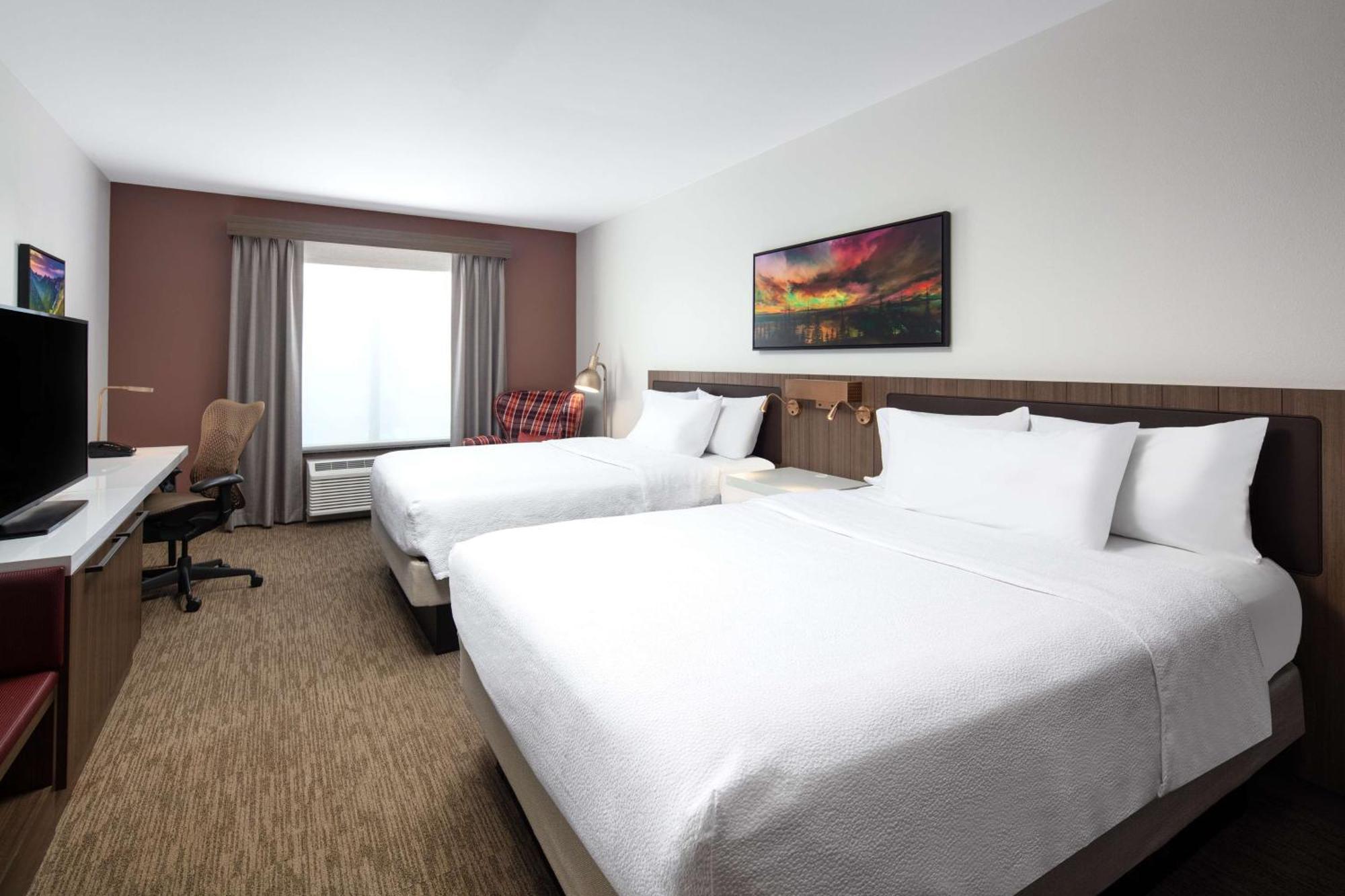 Hilton Garden Hotel 3*