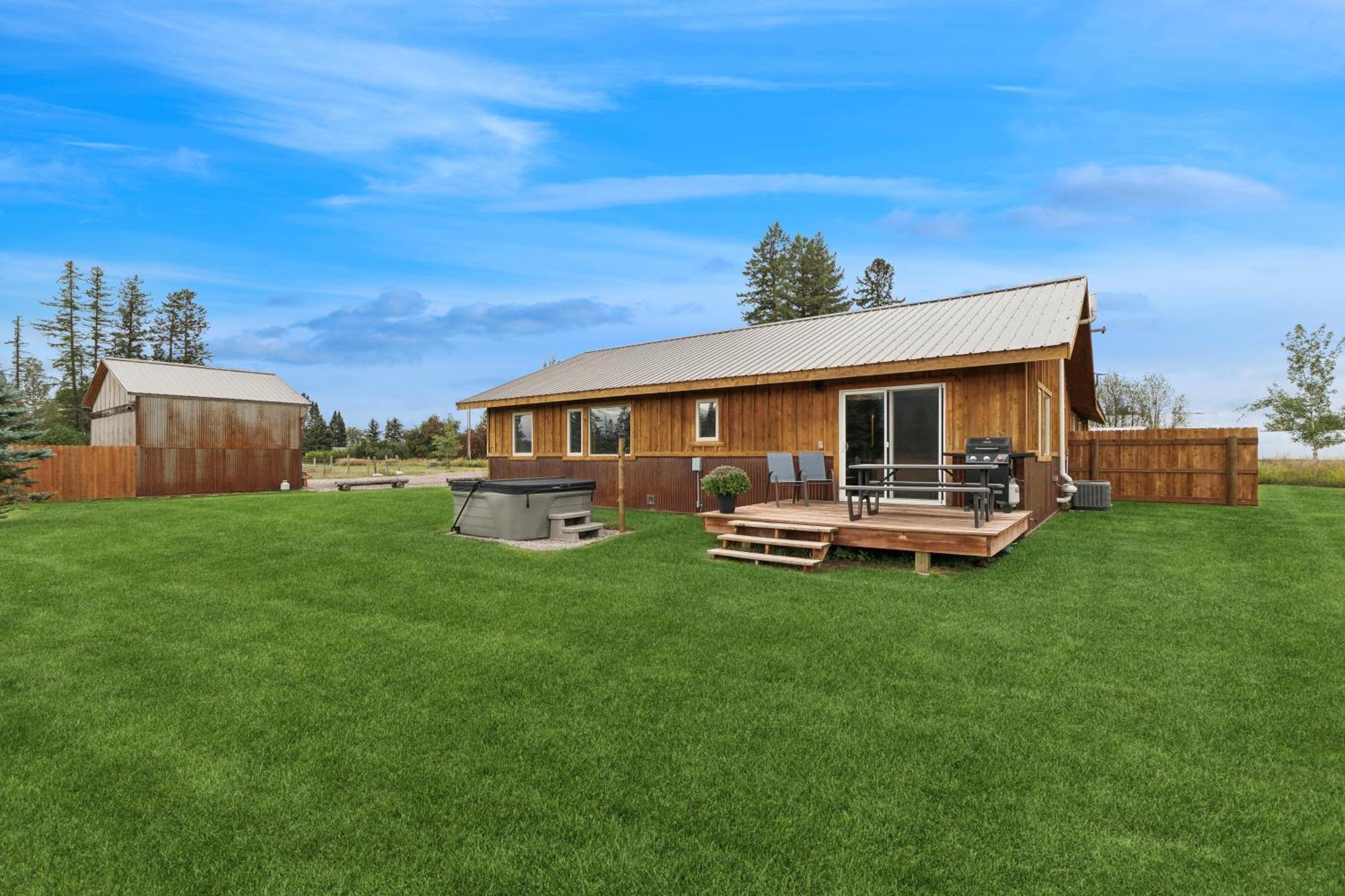 Explorer's Basecamp Holiday home Kalispell