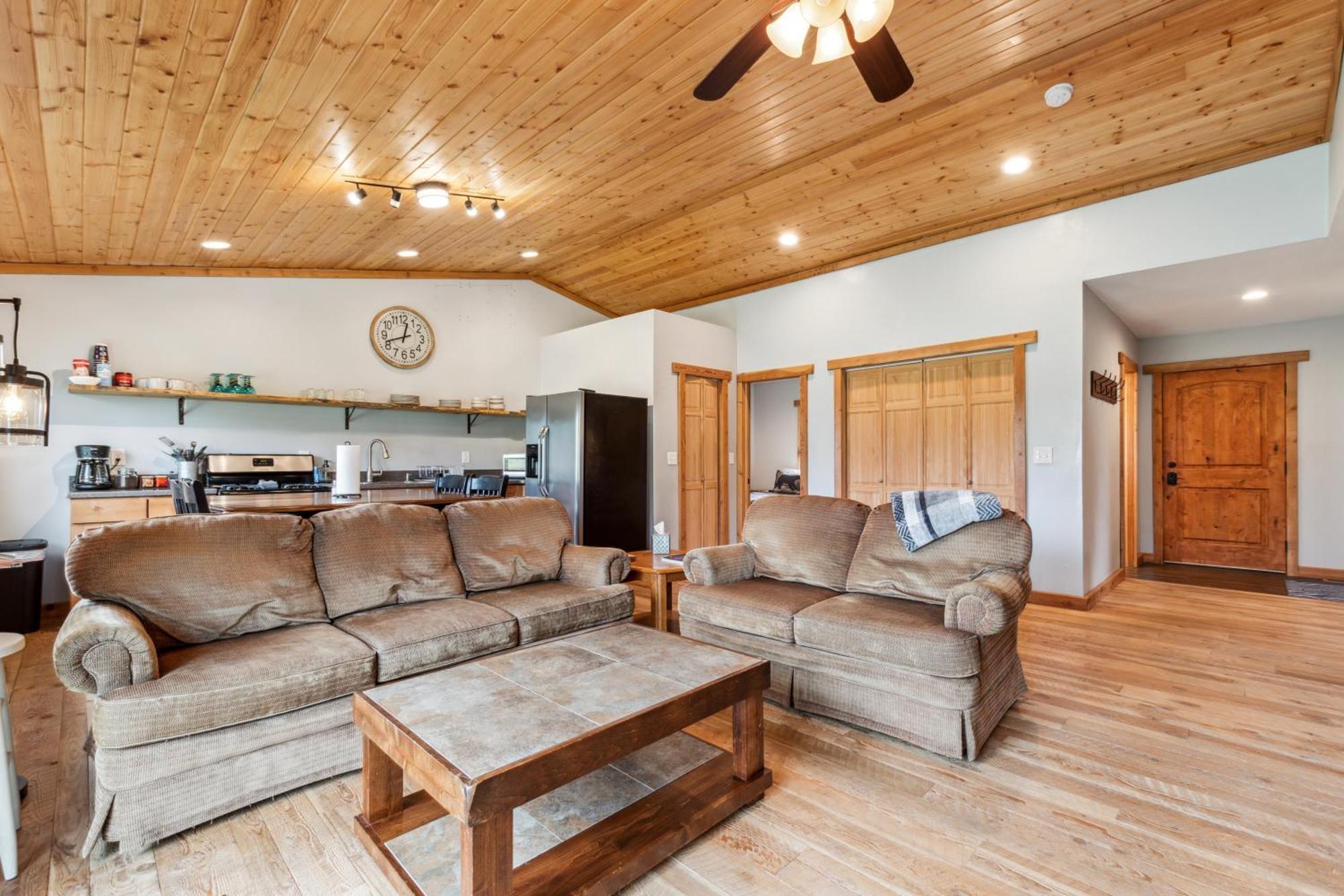 Explorer's Basecamp Holiday home Kalispell