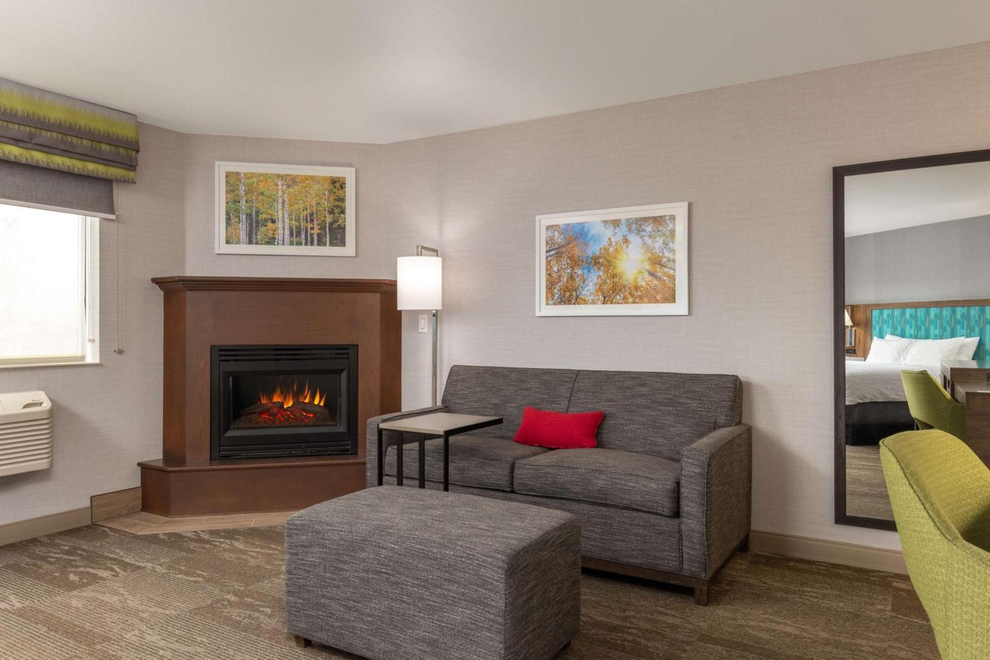 Hotel Hampton 3*