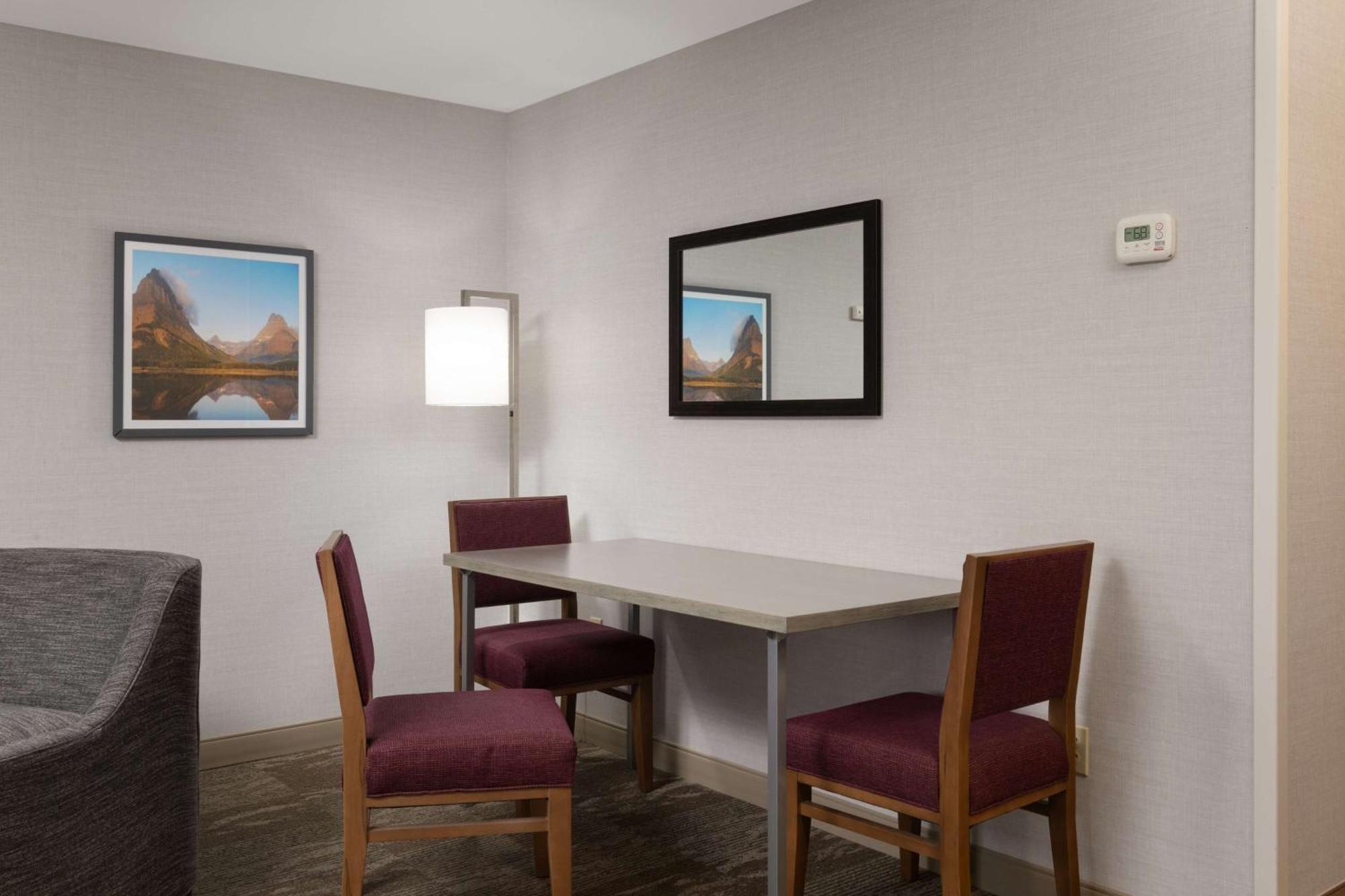 Hotel Hampton