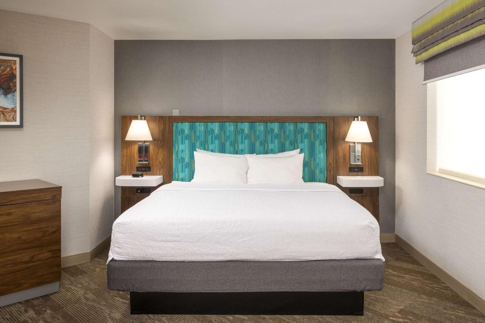 Hotel Hampton 3*