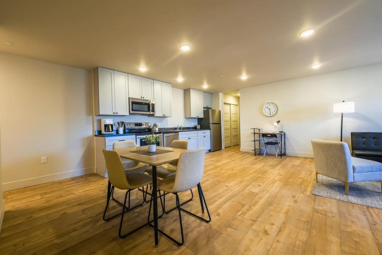 Apartment Skyview Lofts- B202 *