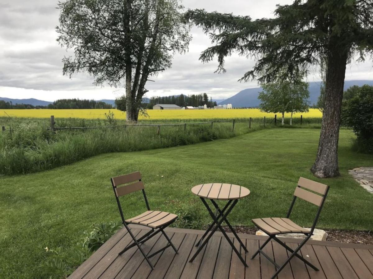 Modern Farmhouse- Conveniently Located In Kalispel Holiday home *