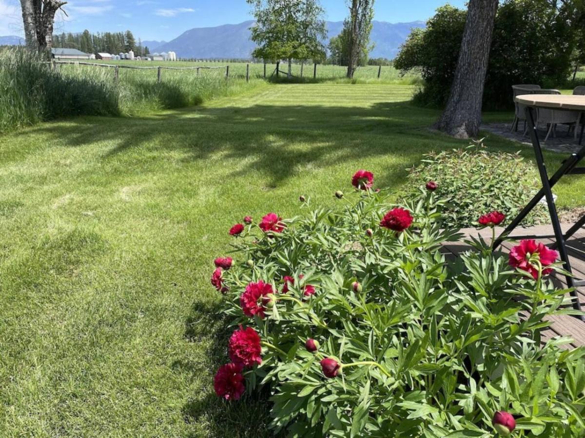 Modern Farmhouse- Conveniently Located In Kalispel *