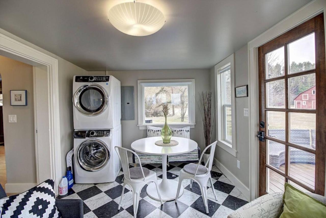 Modern Farmhouse- Conveniently Located In Kalispel * Kalispell