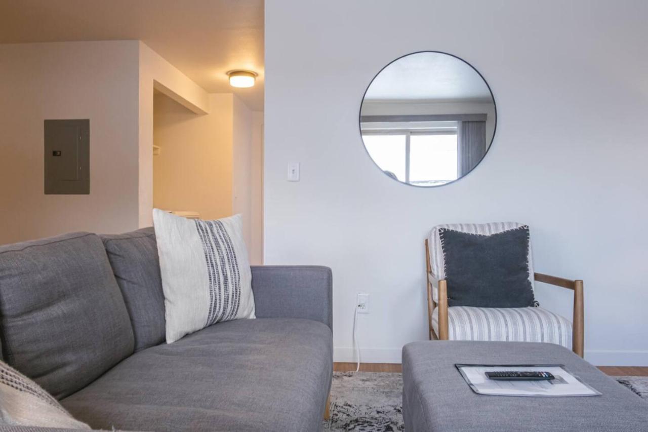 Modern Lofts At Aria 1 *