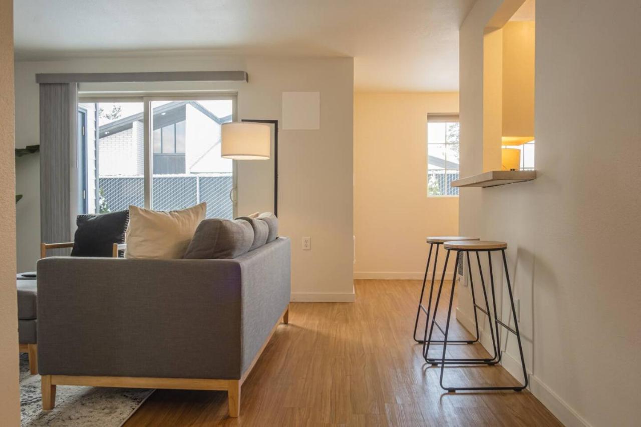 Modern Lofts At Aria 1 Apartment