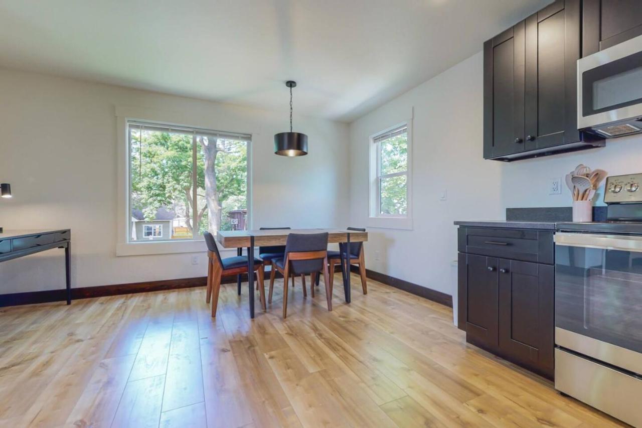 The Flats On First- Unit B *