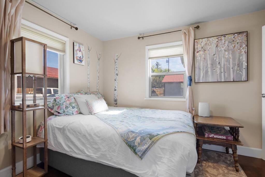 Holiday home Charming And Cozy Private Walking Distance To Downtown