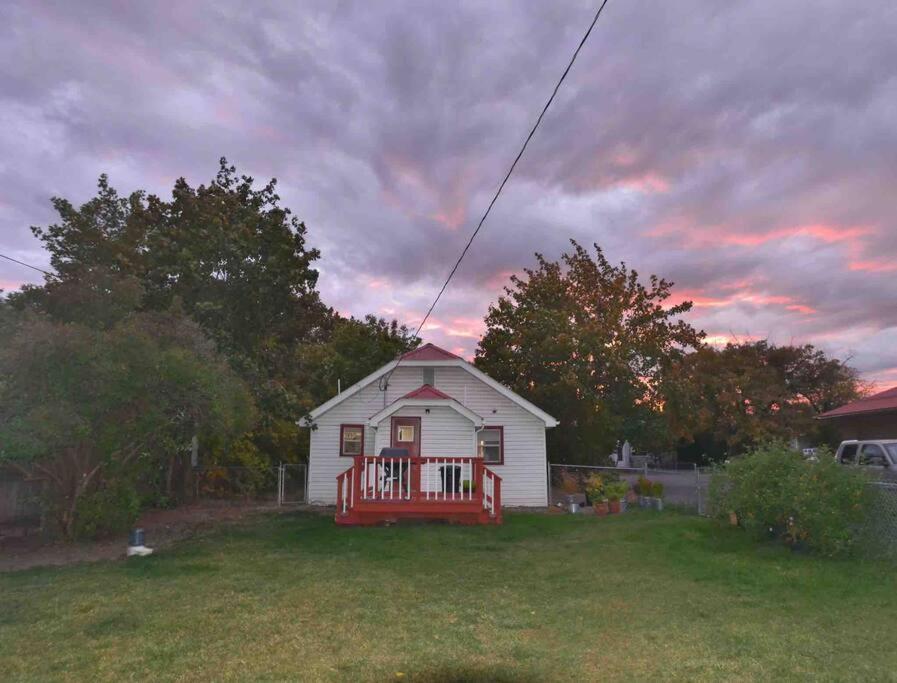 Charming And Cozy Private Walking Distance To Downtown Holiday home Kalispell