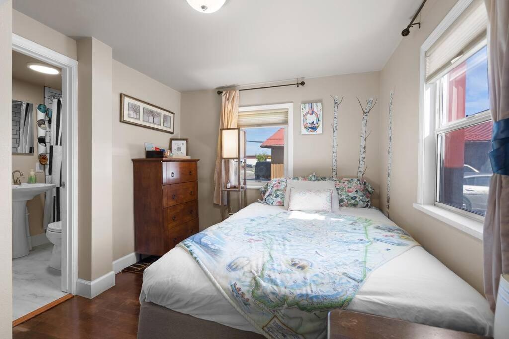 Charming And Cozy Private Walking Distance To Downtown Holiday home Kalispell