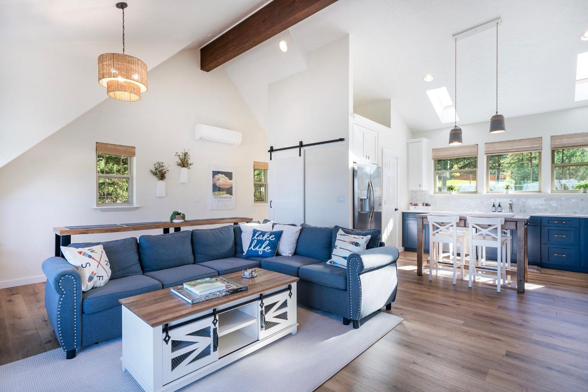 Foys House Offers Perfect Lakeside Vacation! Holiday home Kalispell
