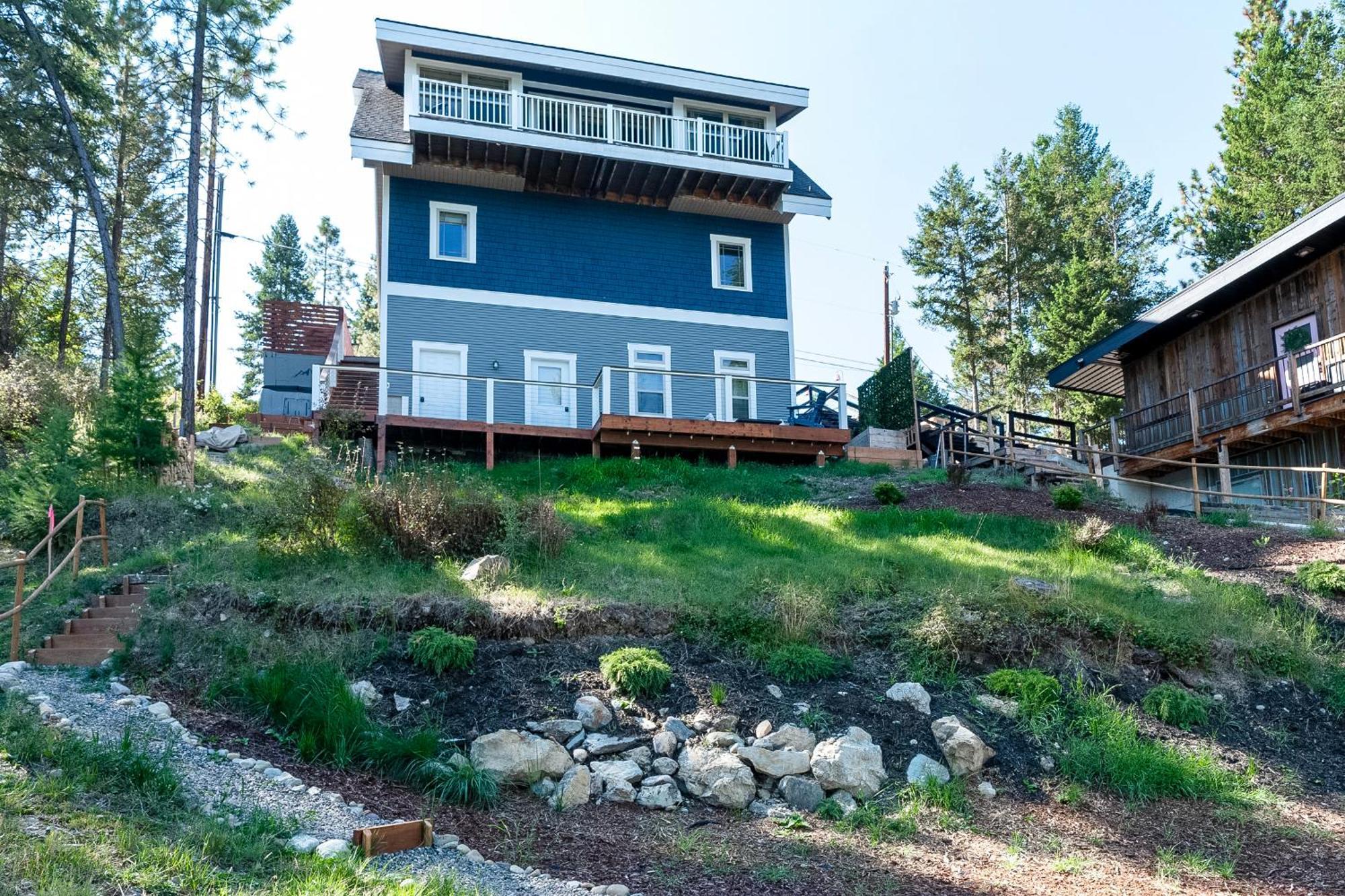 Foys House Offers Perfect Lakeside Vacation! * Kalispell