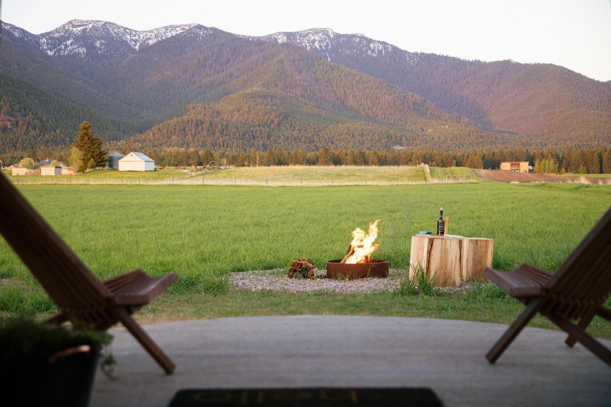 Clark Farm Silos - 5 Silo Mountain View Retreat *