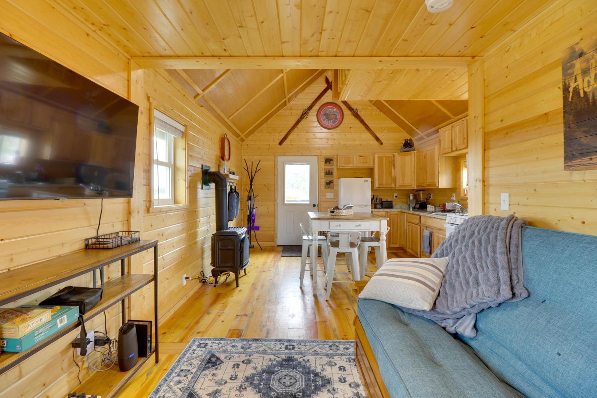 Access, Fire Pit Glacier Country Getaway!