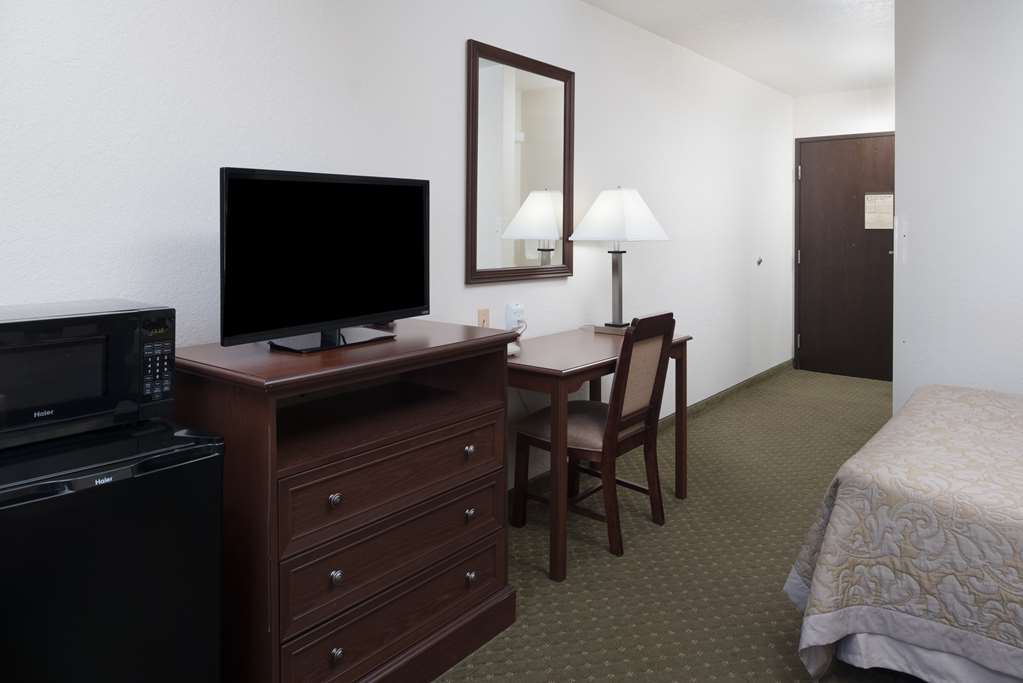 Super 8 By Wyndham Glacier National Park Kalispell
