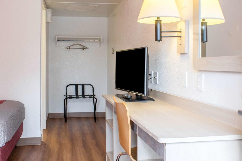 Hotel 6-kalispell, Mt 2*
