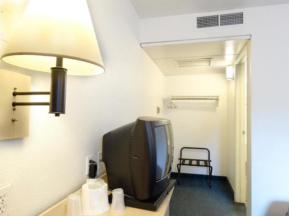 Hotel 6-kalispell, Mt 2*