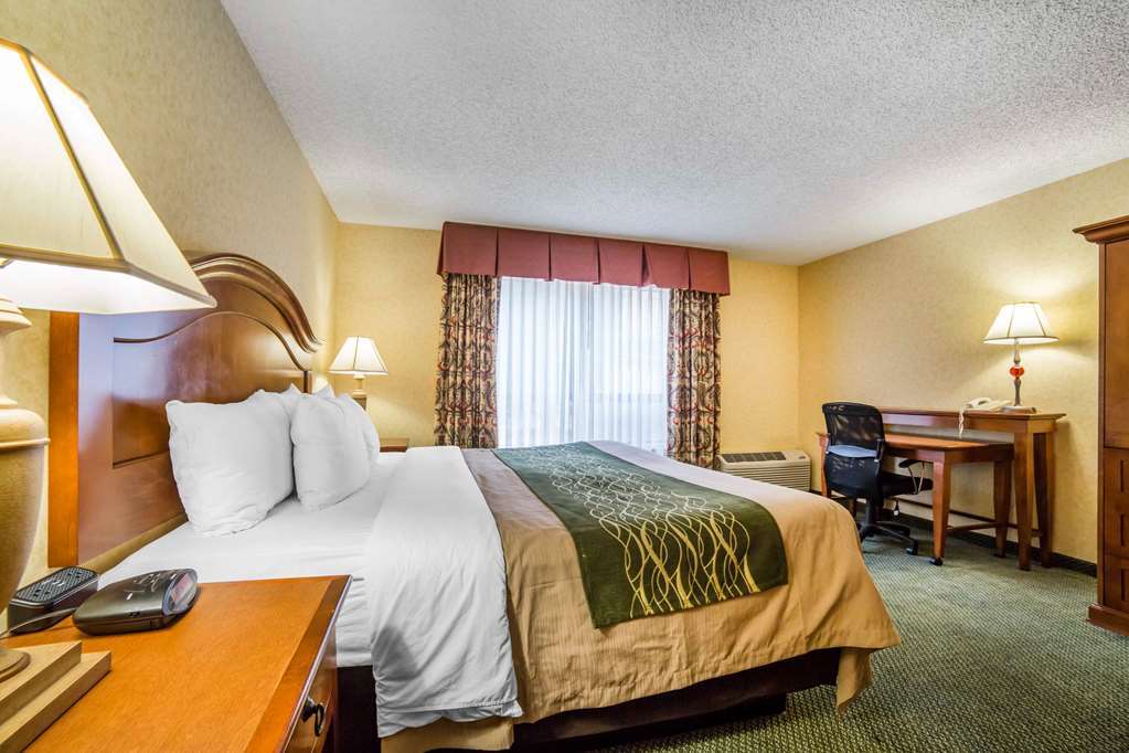 Quality Big Sky Hotel 2*