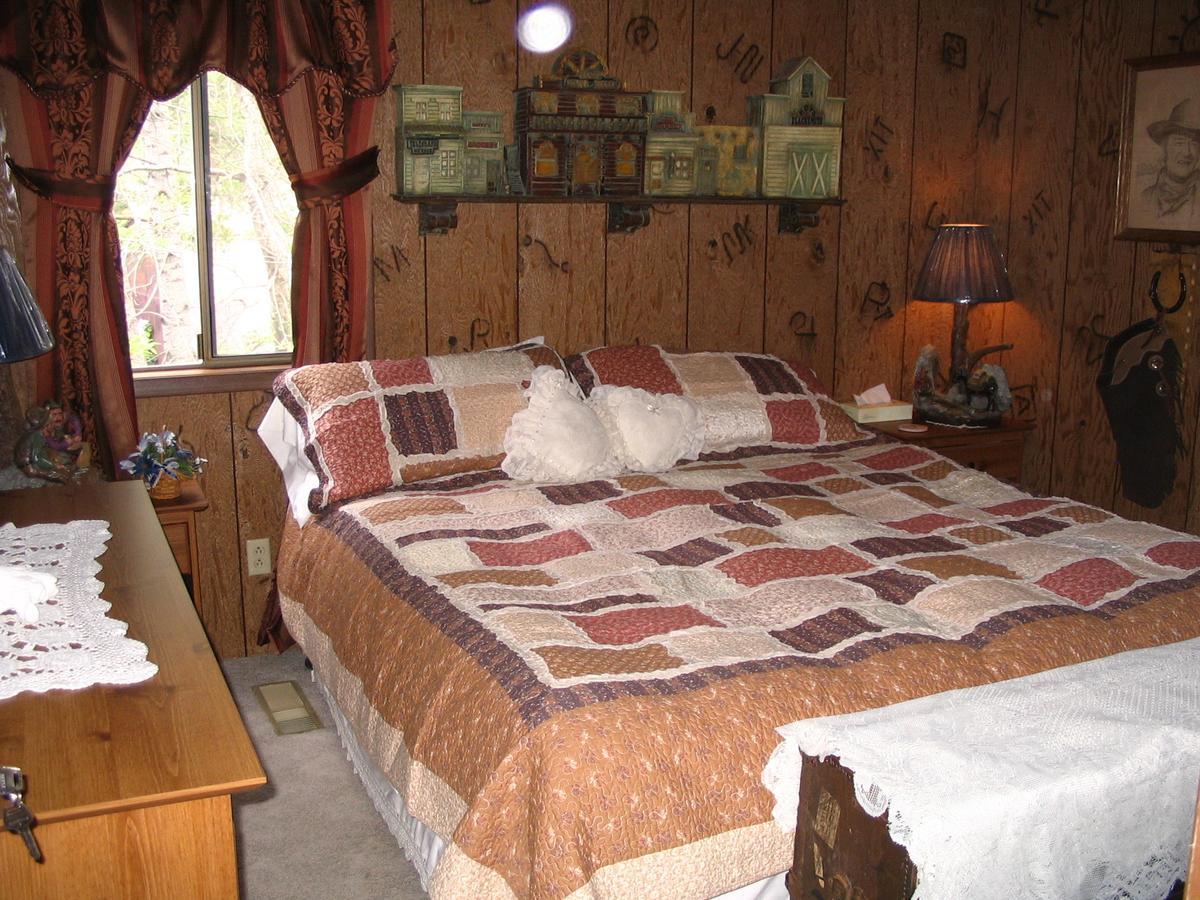 Bed & Breakfast Lonesome Dove Ranch 2*