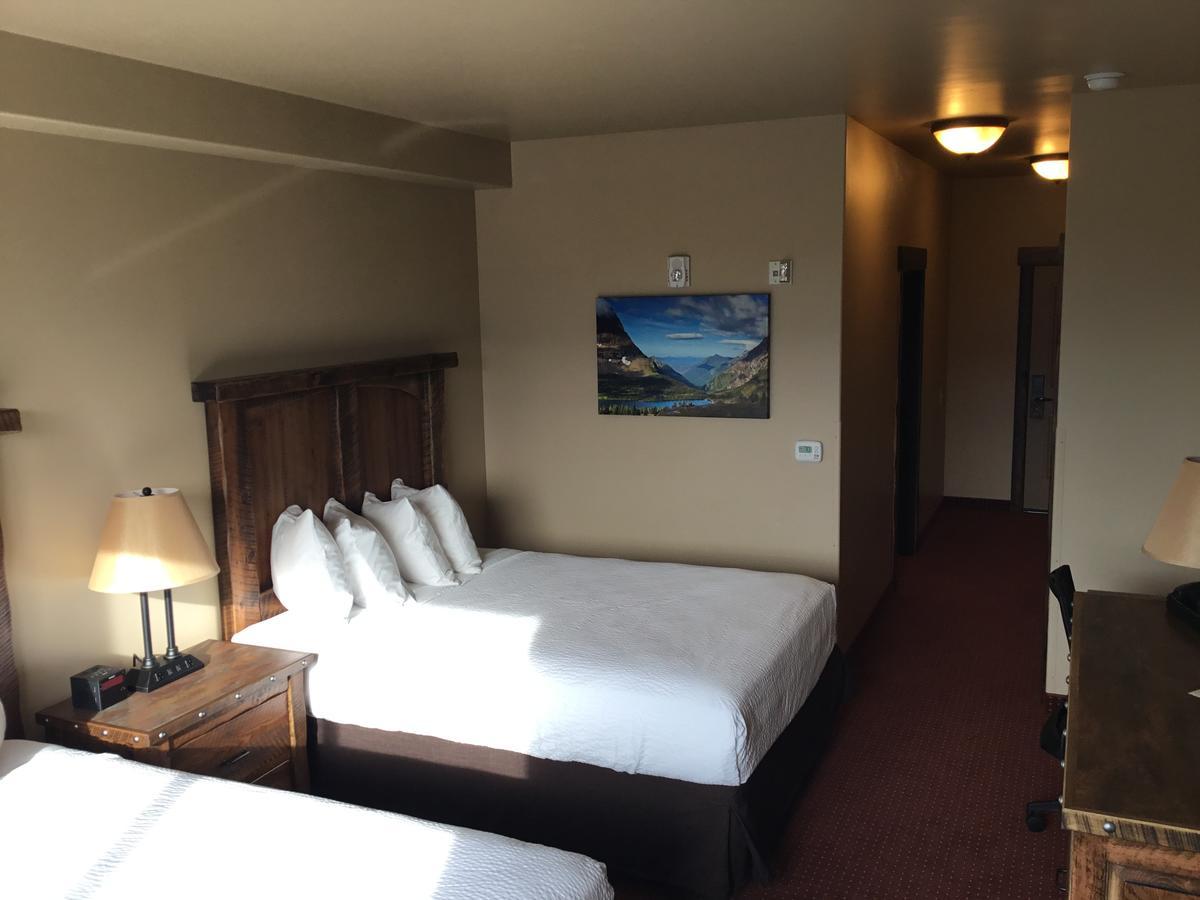 Hotel Glacier International