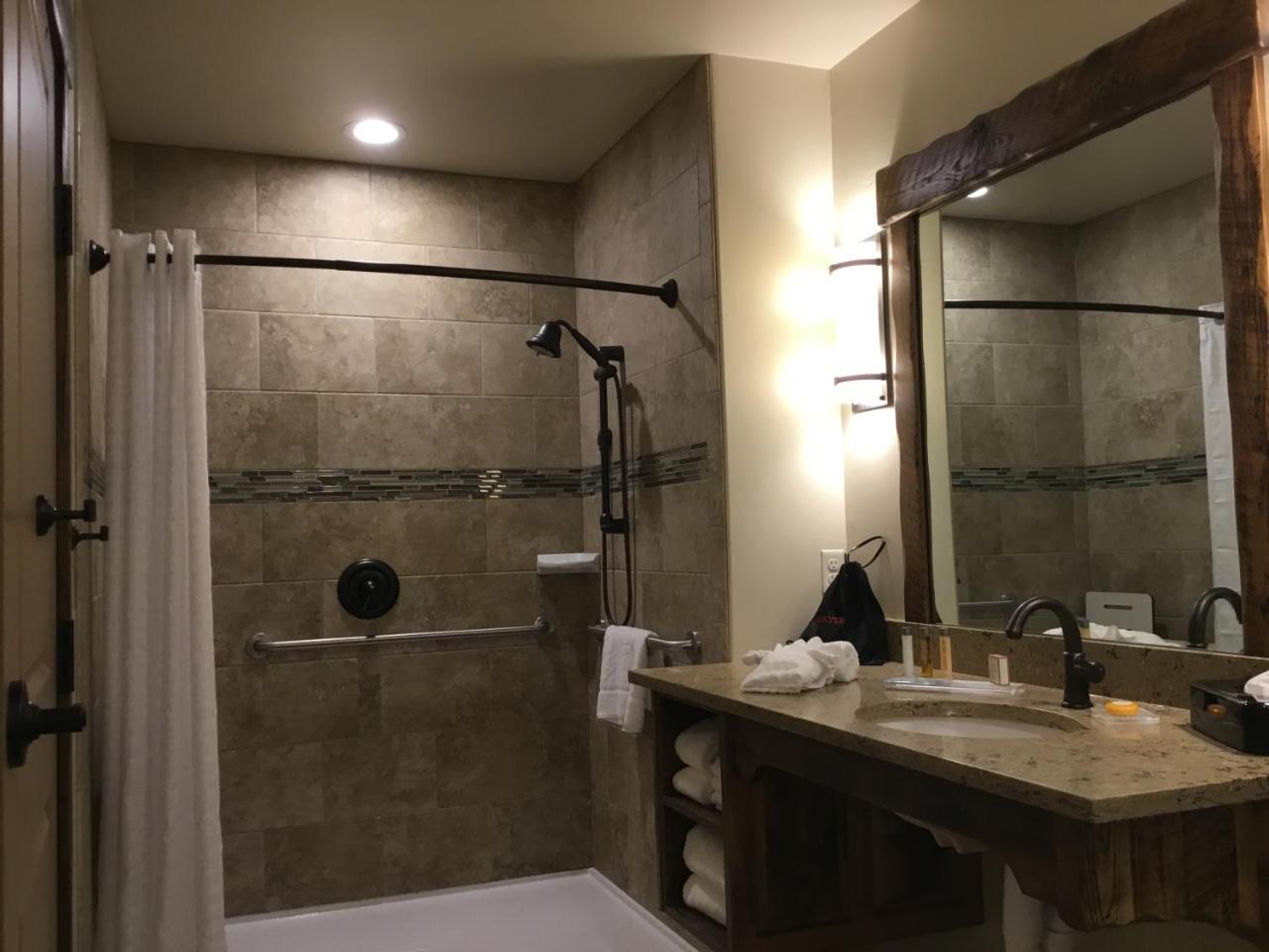 Hotel Glacier International Kalispell