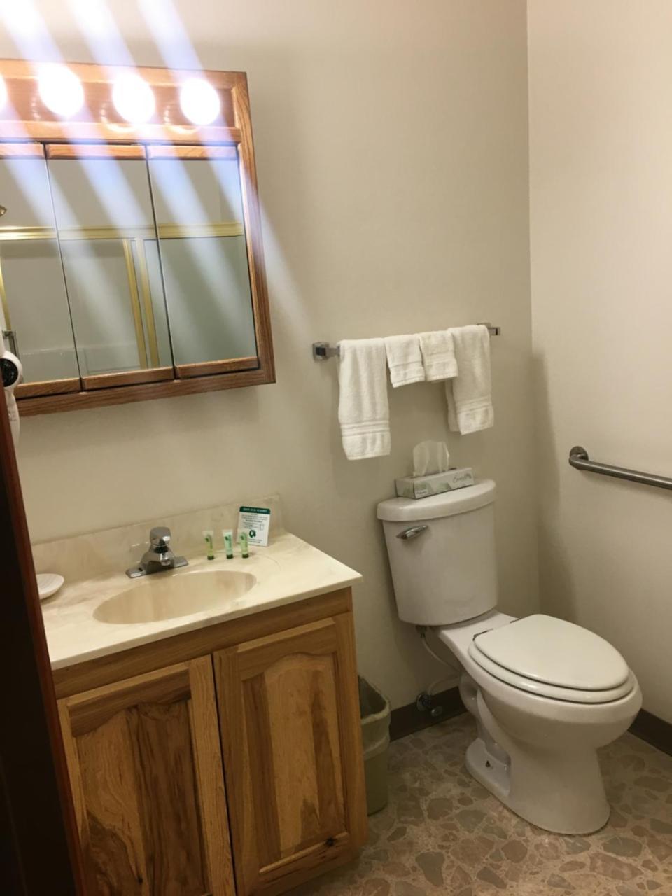 Hotel Greenwood Village & Kalispell