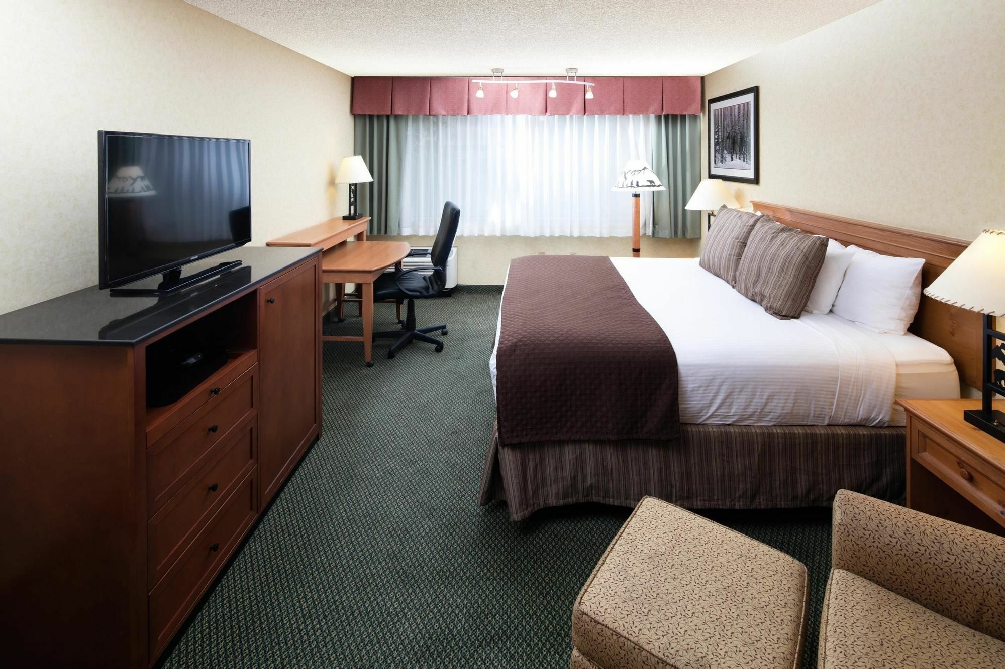 Red Lion 3*