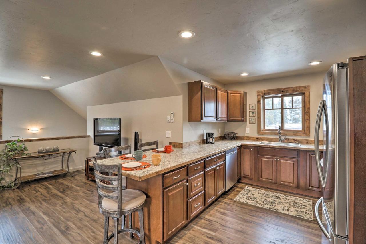Creekside In On 5 Acres Apartment