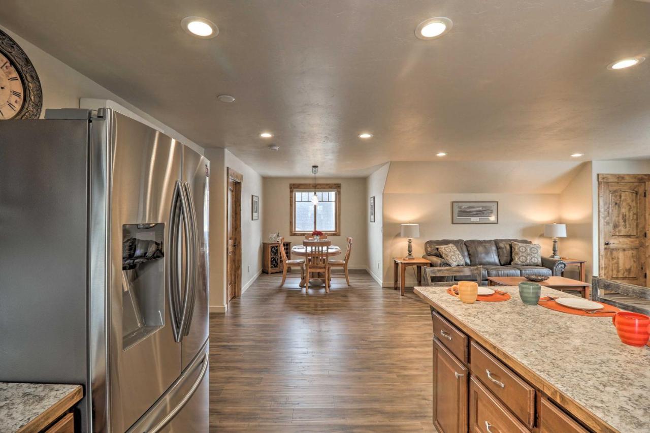 Creekside In On 5 Acres Apartment