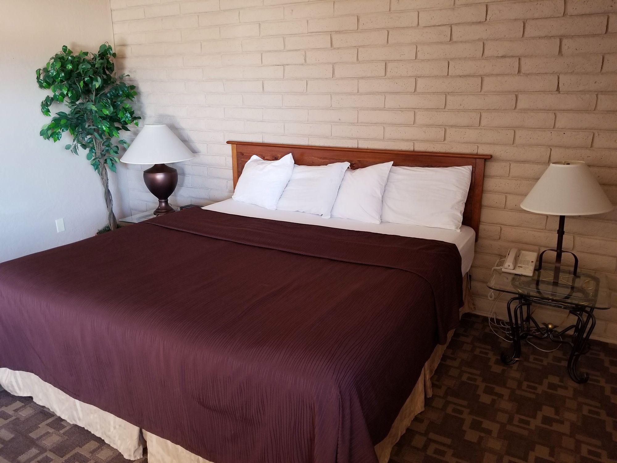 Hotel Fairbridge Inn, & Outlaw Conference Center -